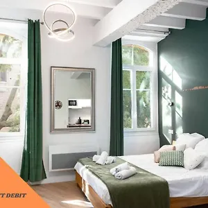  Appartement ** Nouveau ** Le Petit Polinaire **